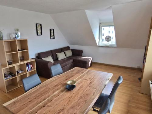 Posezení v ubytování Drei Zimmer Appartment mit Küche & Bad