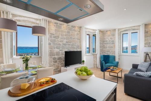 Meridiem Apartment