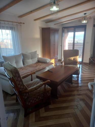 Χώρος καθιστικού στο Apartman Ika 5N