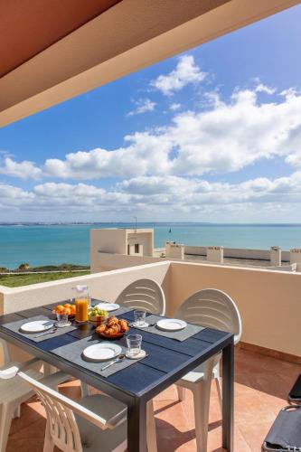 NEW! Apartment by the beach with amazing seaview