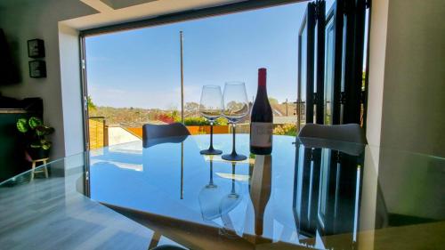 Stylish, Modern Cardiff Home, Perfect for Groups and Families photo 5