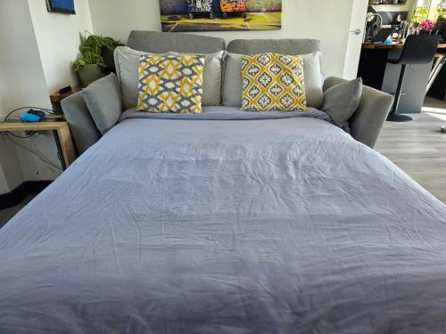 Stylish, Modern Cardiff Home, Perfect for Groups and Families photo 9