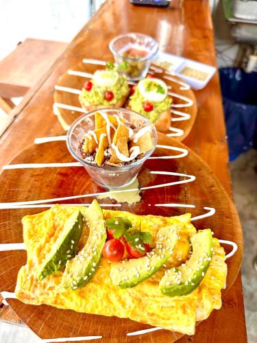 Comida en la casa de huéspedes o alrededores