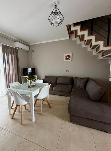 Gallery image of Tea Residence, Gjiri i Lalzit Villa in Durrës