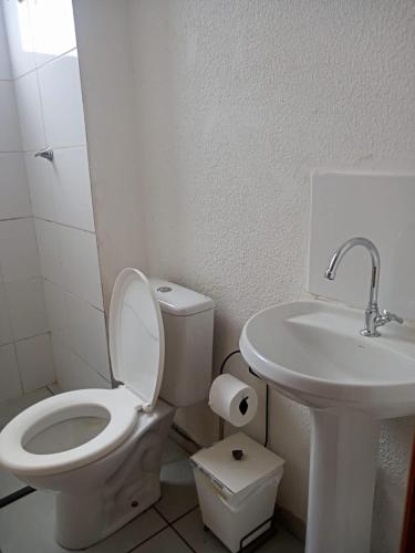Bilik mandi di Apartamento Clear Confort