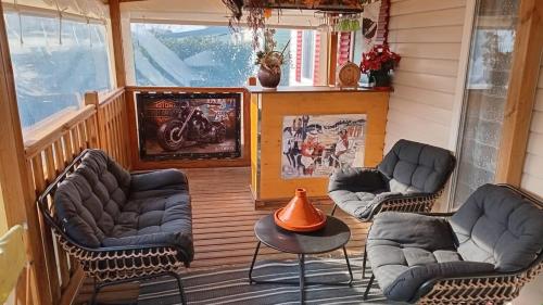 Χώρος καθιστικού στο Mobile home Harley