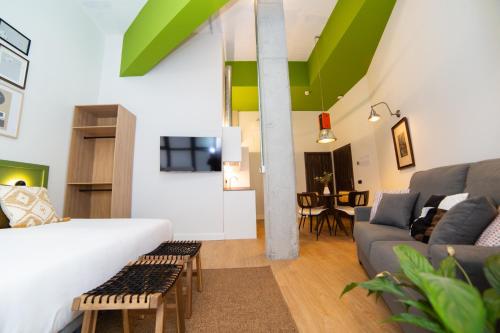 The 153 Hotel photo 36