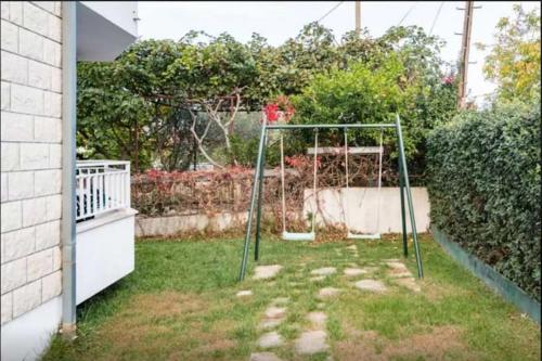 Villa Supetar Garden - Two Bedroom Apartment with Balcony