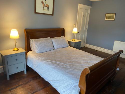 Postel nebo postele na pokoji v ubytování Farnagh House - En Suite Bedrooms