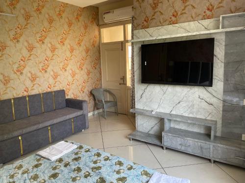 Χώρος καθιστικού στο Pine Wood Apartment