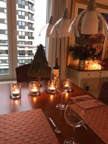 Φωτογραφία από το άλμπουμ του Ruim appartement centrum Knokke Heist en zeezicht σε Knokke-Heist