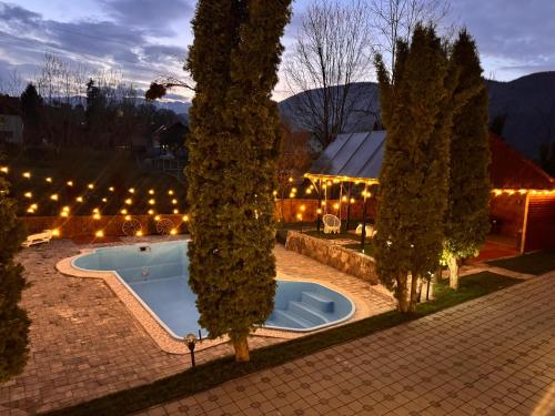 Πισίνα στο ή κοντά στο Rare Forest Retreat & Spa