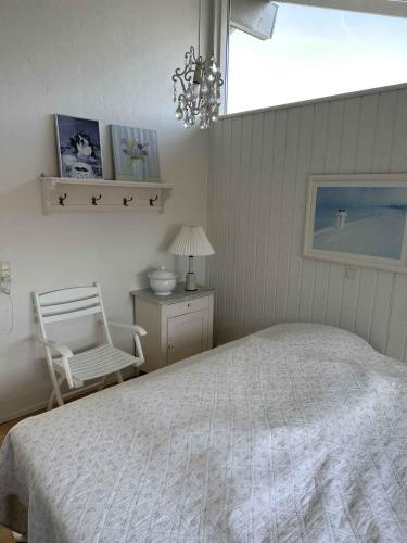 Ένα ή περισσότερα κρεβάτια σε δωμάτιο στο Lovely Summer House With Sea View