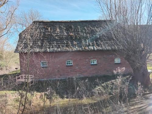 Hoone, kus puhkemaja asub