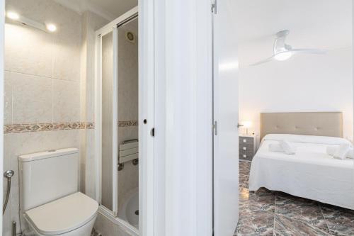 Seafront Apartment Benalmadena by AORA STAY