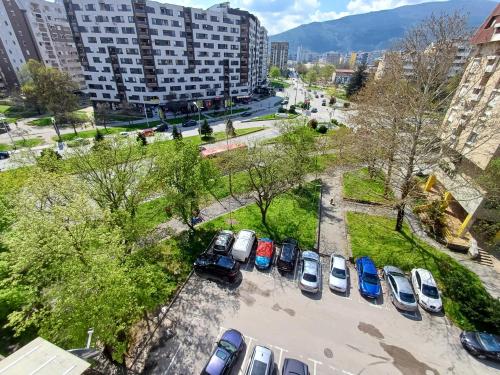 Kraštovaizdis prie apartamentų