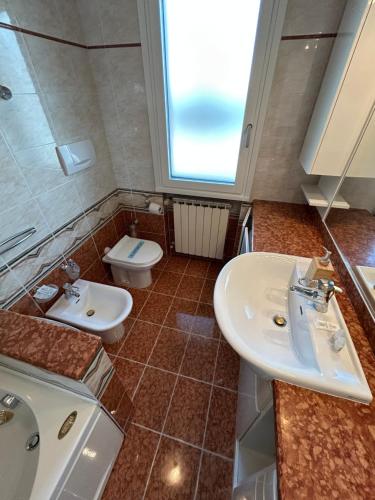 Un baño de Daisy house