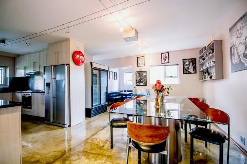 Una cocina o cocineta en 90 on Wellington