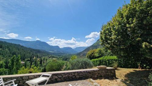 maison de village , chaleur, baignades et terroir en drôme