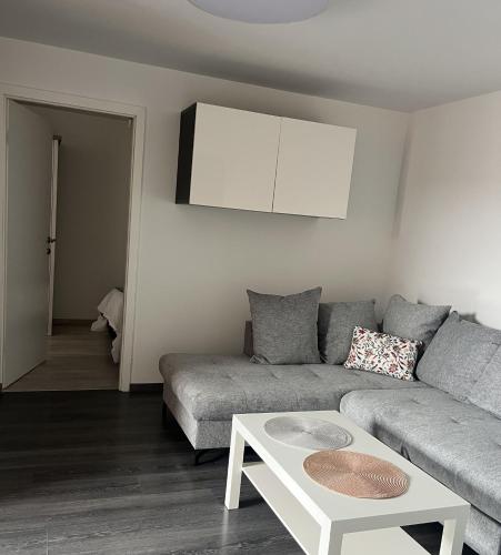 Coin salon dans l'établissement Summer house with terrace and free private parking