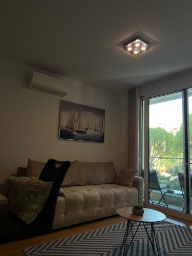 Iris apartment private parking
