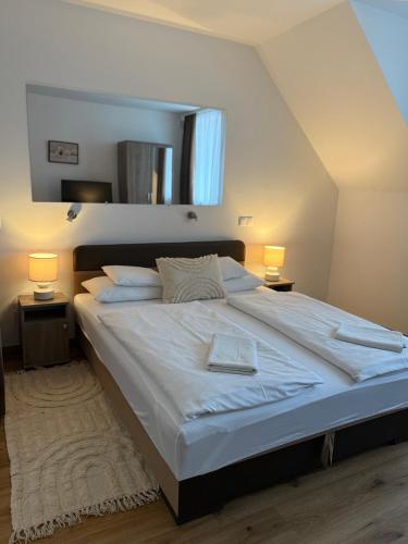 Ferzs Apartman Egerszalók