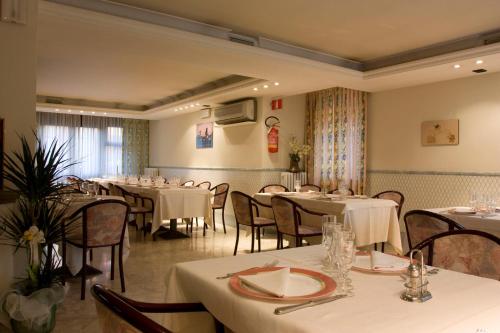Εστιατόριο ή άλλο μέρος για φαγητό στο Hotel Alexandra