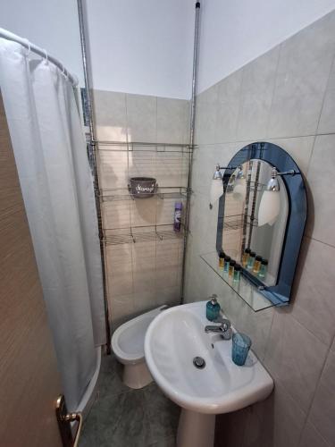 Bathroom sa Beach Front