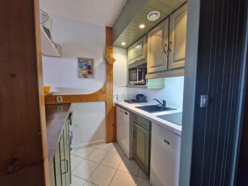 Arc 1800 : Apt 2 pièces 4 pers, balcon, animaux admis - FR-1-411-419