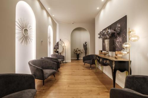 Ruang duduk di Luxury Suites in the Heart of Cagliari