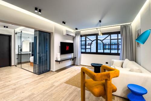 The 2 BDR Sapphire Condo 5 min to CAI Airport