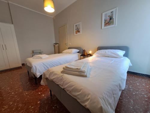 Torre Spaccata Apartment for 6 with parking