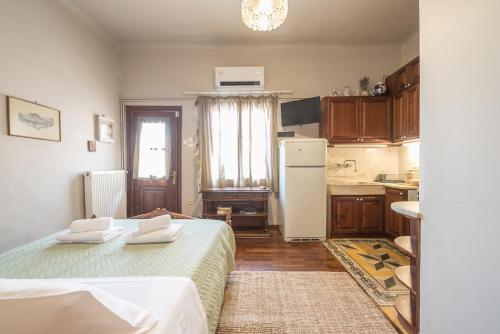 Charming Vintage Retreat