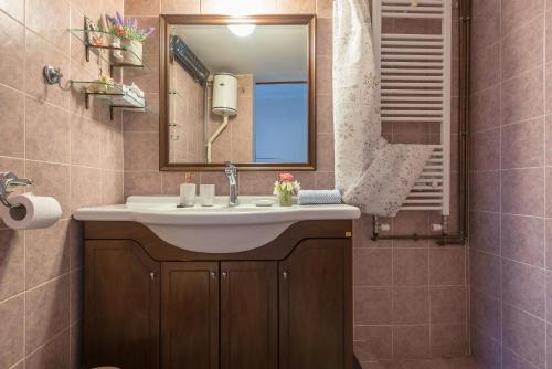 Charming Vintage Retreat