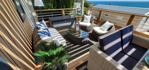 Photo de la galerie de l'établissement Mobil-home luxe 2024 Otello avec golf car privée, à Saint-Raphaël