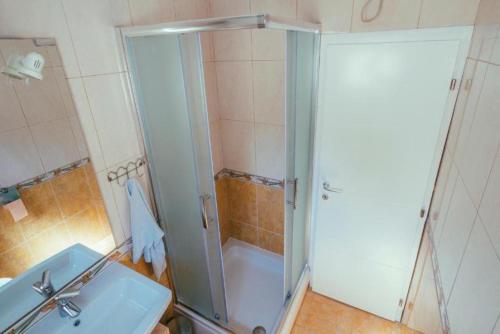 Et badeværelse på Villa Relax - apartman