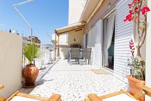 Sunny Penthouse For balcony lovers
