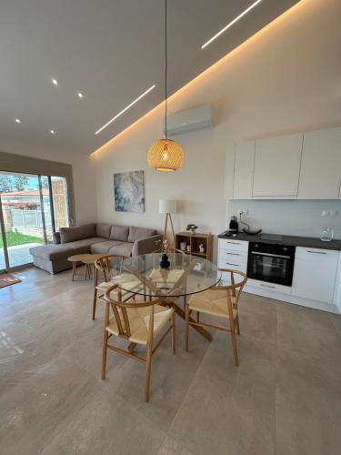 Luxury House Ilios
