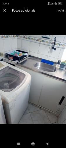 Kuchyň nebo kuchyňský kout v ubytování Condomínio residencial recanto verde