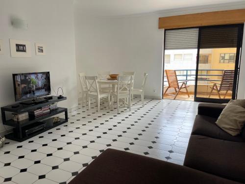 ENJOY OCEAN BEACH LIFE at COSTA DA CAPARICA!