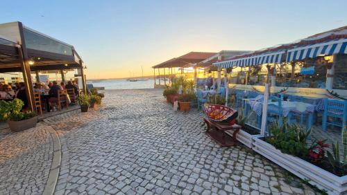 PoolHouse EstrelasDourada ALVOR