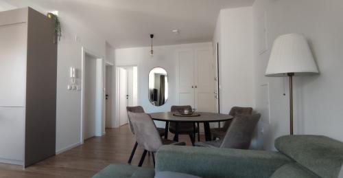 Apartman V