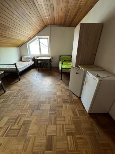 Η κουζίνα ή μικρή κουζίνα στο Privatzimmer in Rheinstetten
