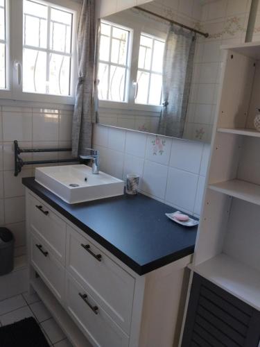 Φωτογραφία από το άλμπουμ του Gîte de la Souche avec jacuzzi σε Doudeauville