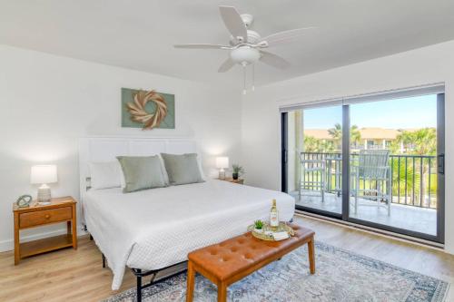 Ένα ή περισσότερα κρεβάτια σε δωμάτιο στο Ocean Villas 23