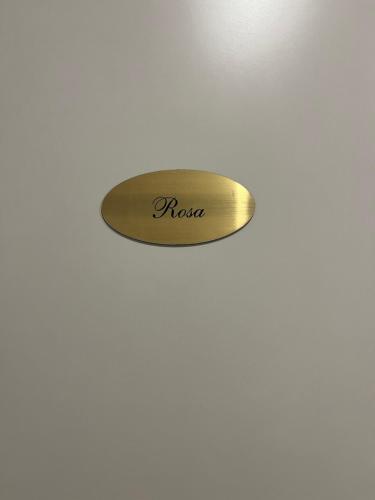Certifikát, hodnocení, plakát nebo jiný dokument vystavený v ubytování Fleur Blanche