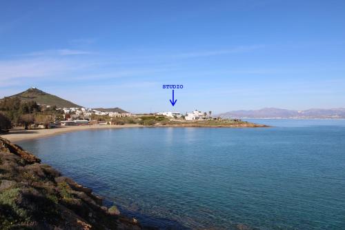 Julia's Beach Studio, familienfreundlich am Meer,mit XL Terrasse, Meerespanorama