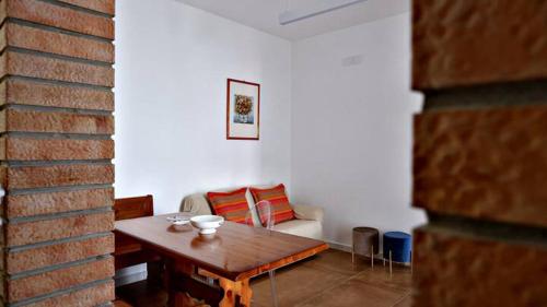Ruang duduk di Turu' - beach house