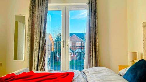 Postel nebo postele na pokoji v ubytování 2Bedroom Gem at Golborne, Warrington with Free Parking - Contractor Friendly