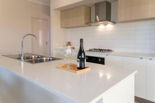 Gallery image of Everhome Clyde Home in Clyde